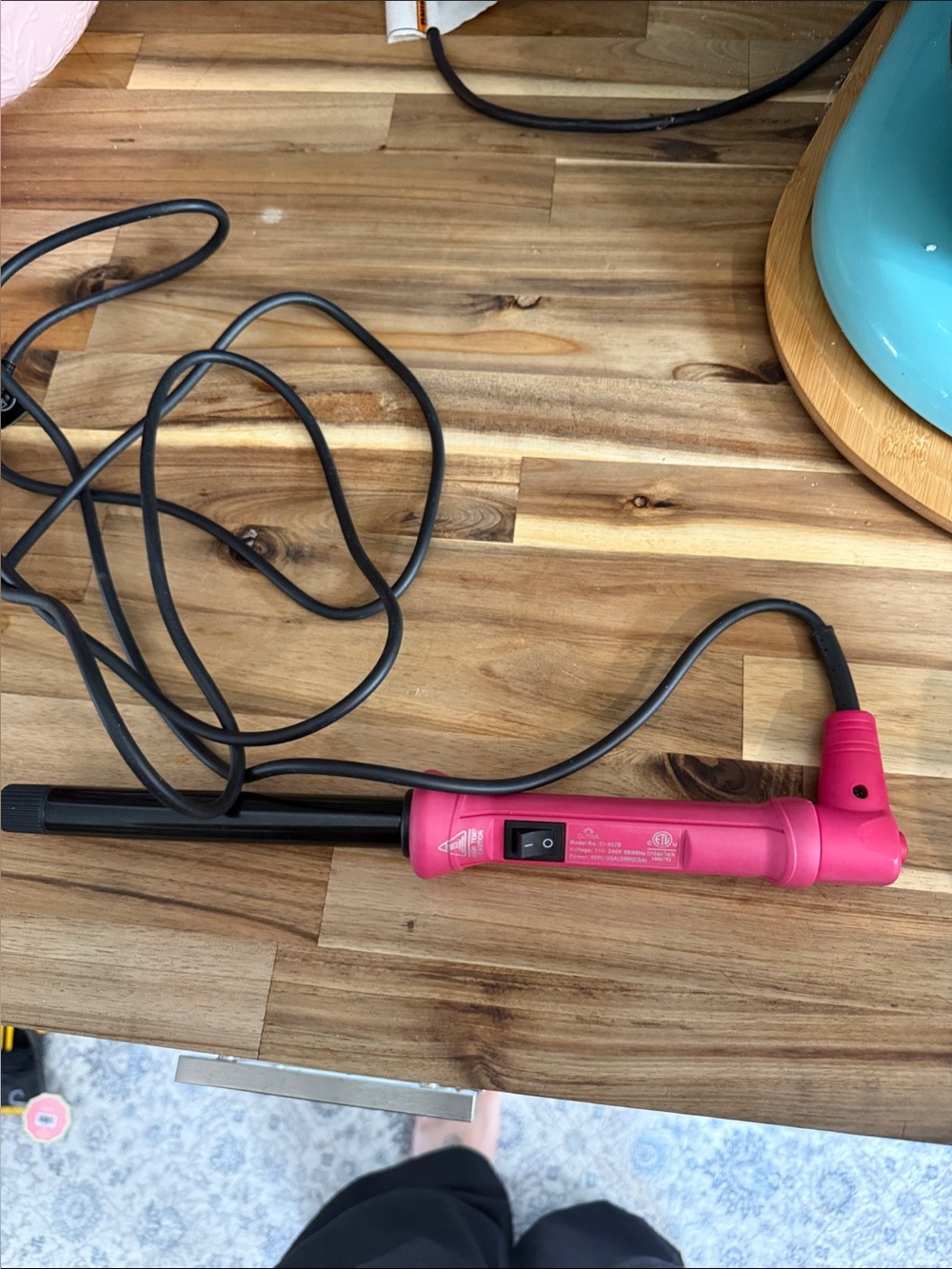Sutra professional pink  Curling Wand with Long Black Barrel